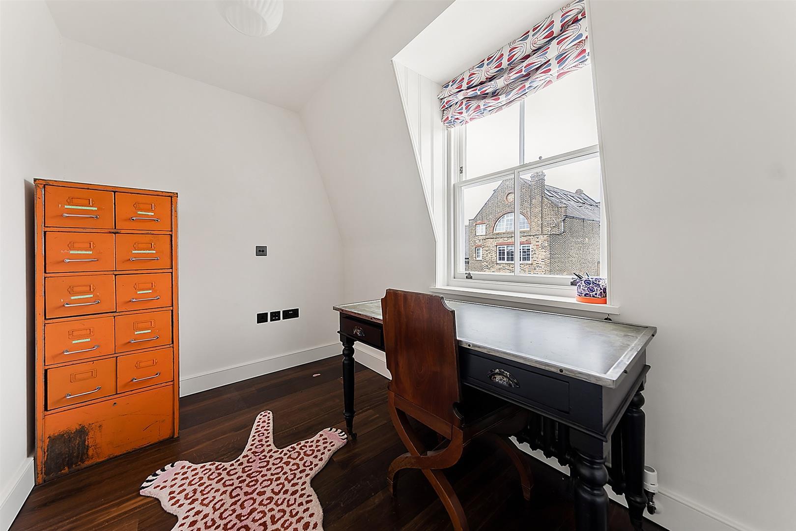 Property Image be8067dd-e28c-4f4b-b9f5-a00df099514b