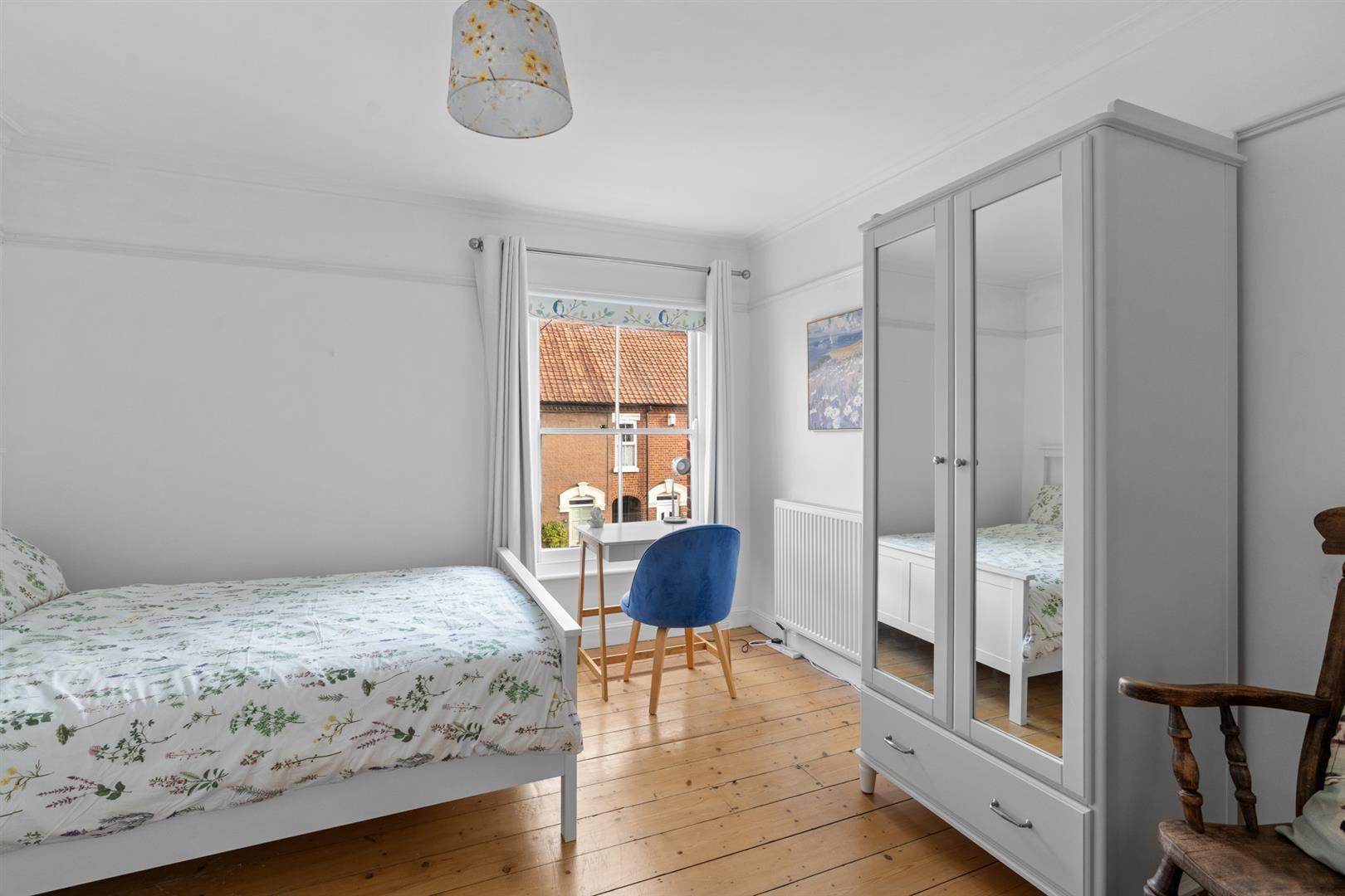 Property Image be877043-b0da-48c0-849b-2a055afda38d