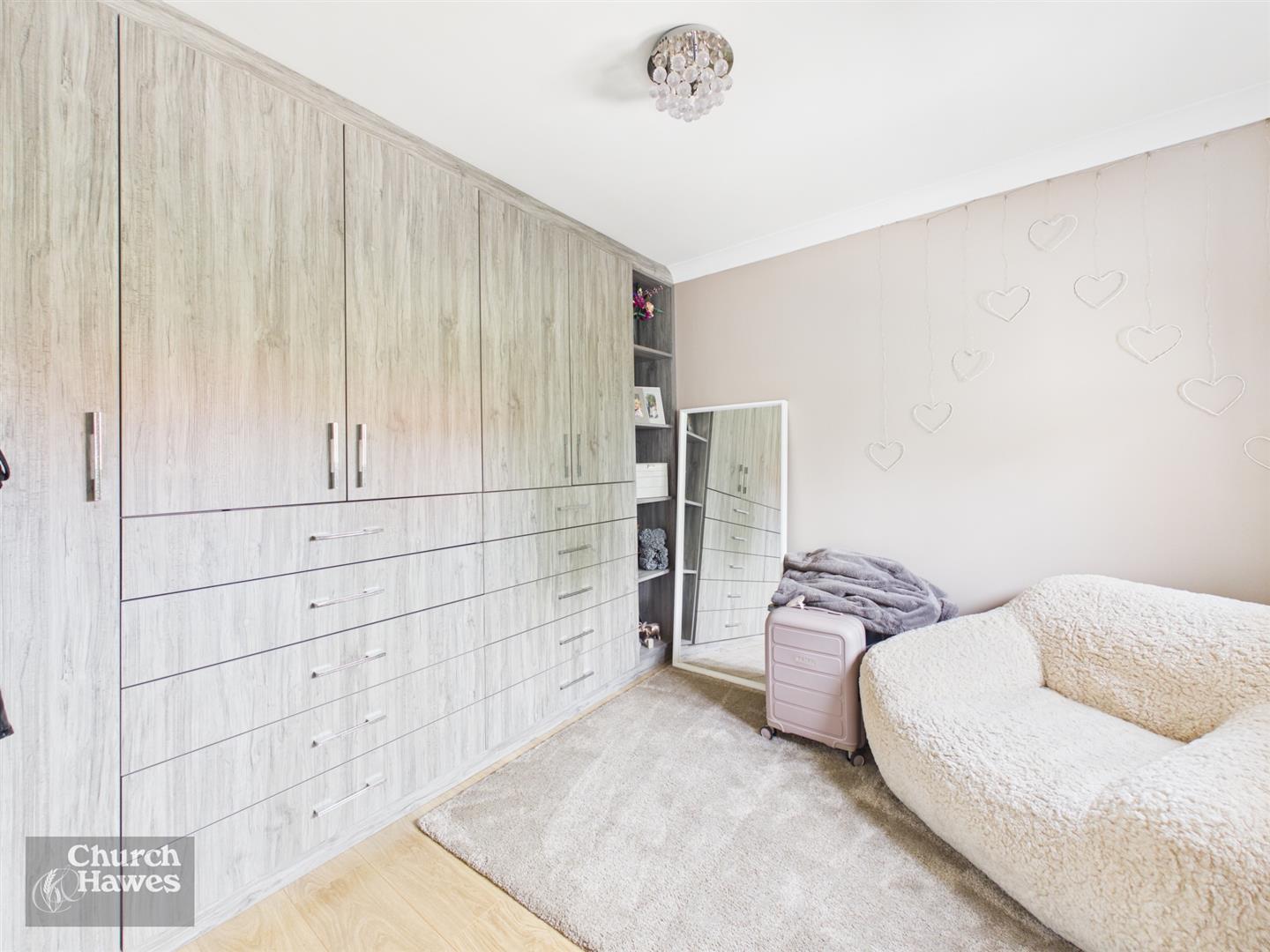 Property Image be8efd5c-a23b-48f6-8e55-982f459565a0