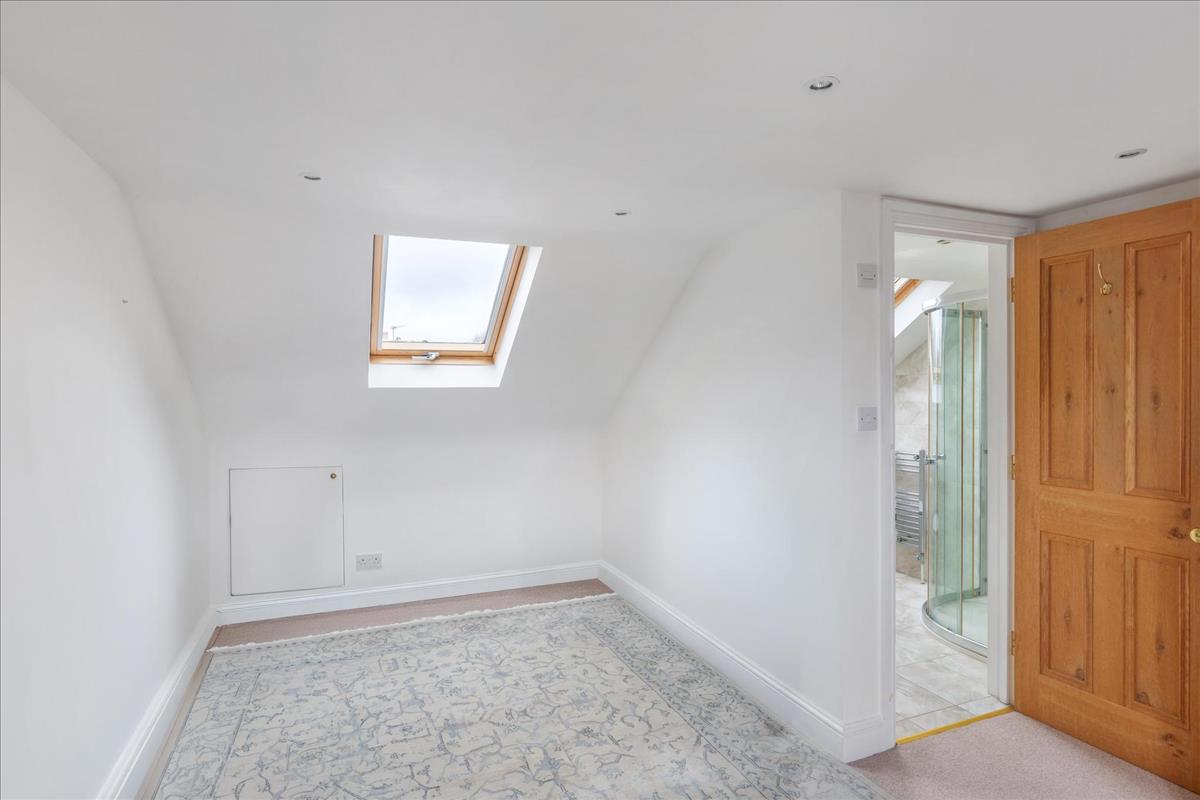 Property Image beb75c5b-d795-429b-9c5b-8974bb4609ce