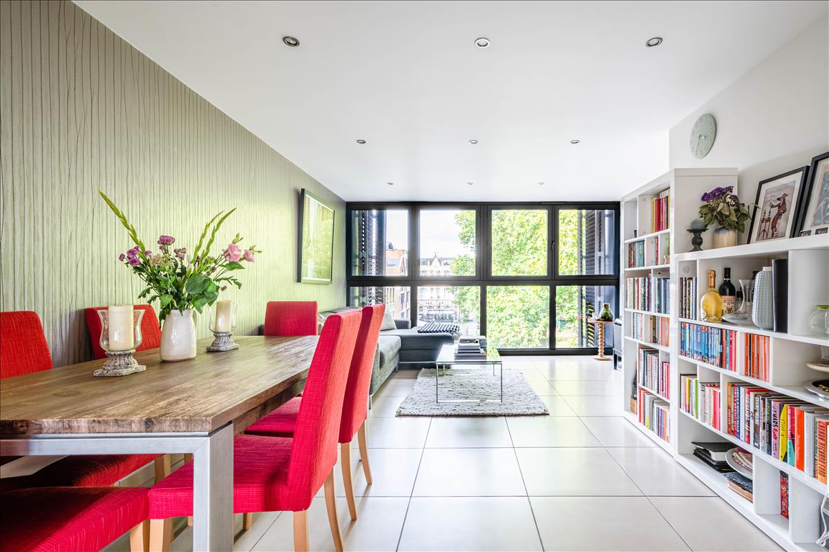 3 apartment for sale Hoxton Square