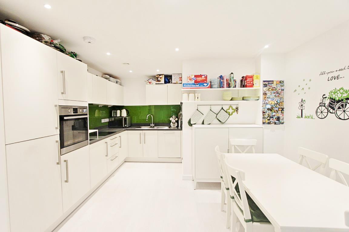 Property Image becd26e4-8c10-4881-81ee-1a59dff88f57