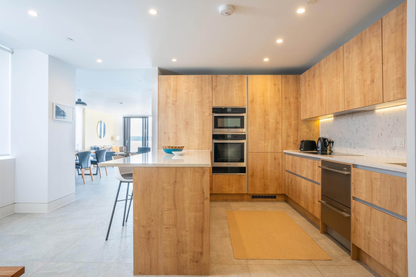Property Image becd3c7e-39cf-44d2-8f85-c0eb490096f5