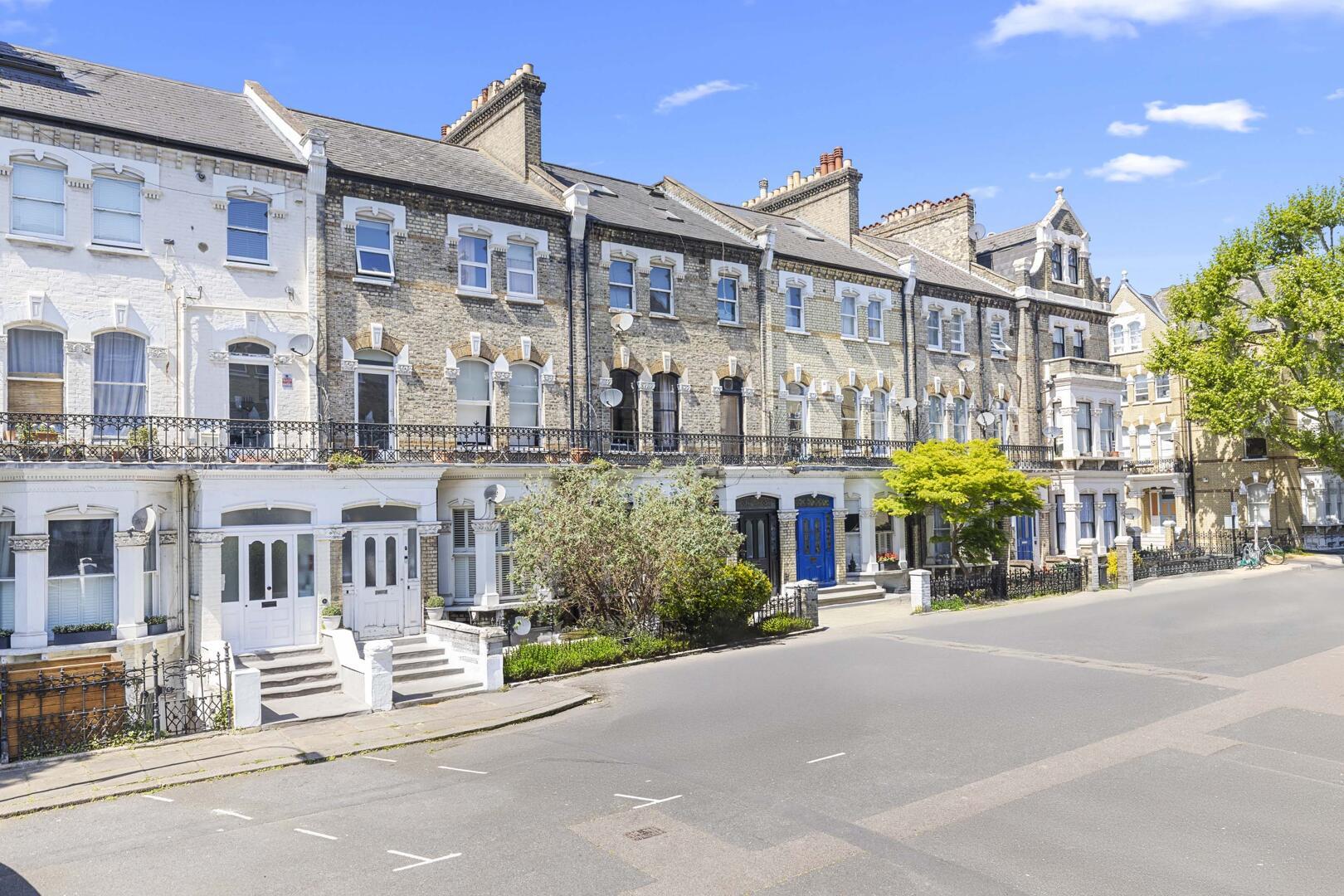Property Image bed83b82-78dd-4aa7-8d26-3397c6c3ff1b