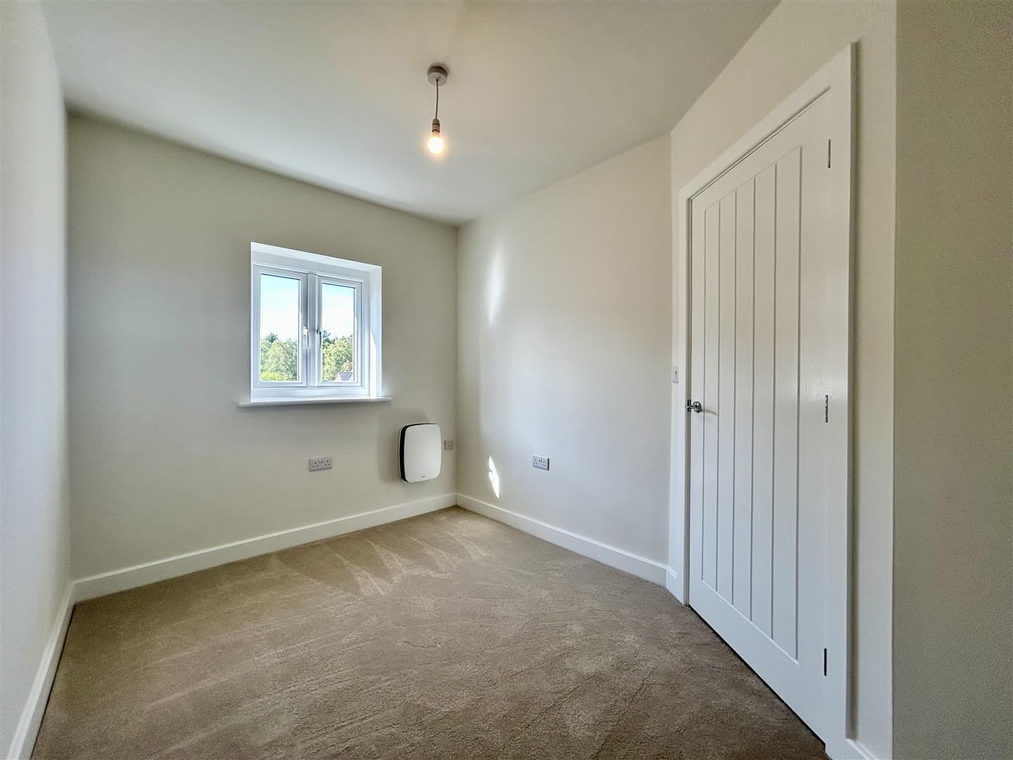 Property Image bedf9e1a-b346-422c-bf59-dcefbde0b47f