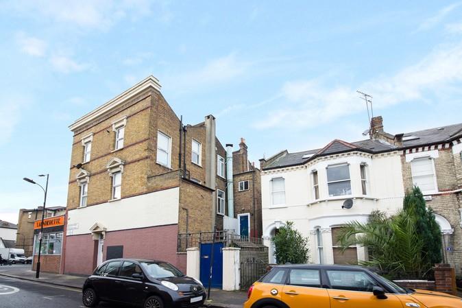 Property Image bef925d0-17c7-4ebf-a3d3-9224caf7c8cb