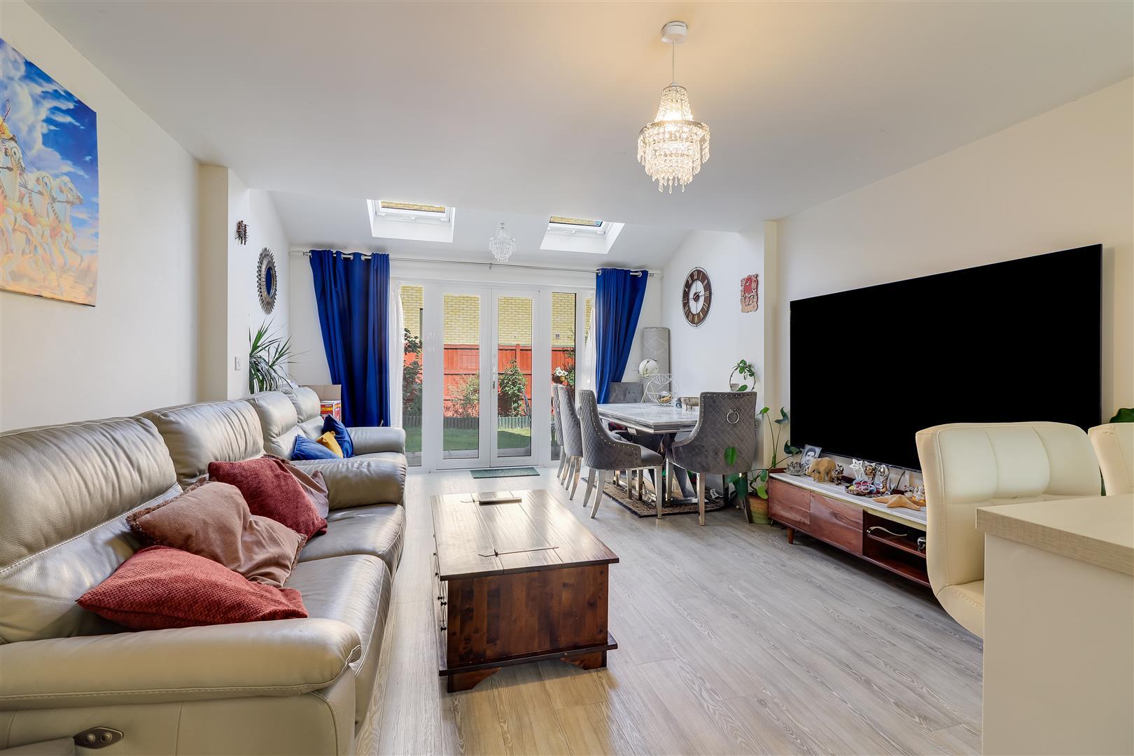Property Image befbffcb-b628-46e5-97dd-a99ff81624b5