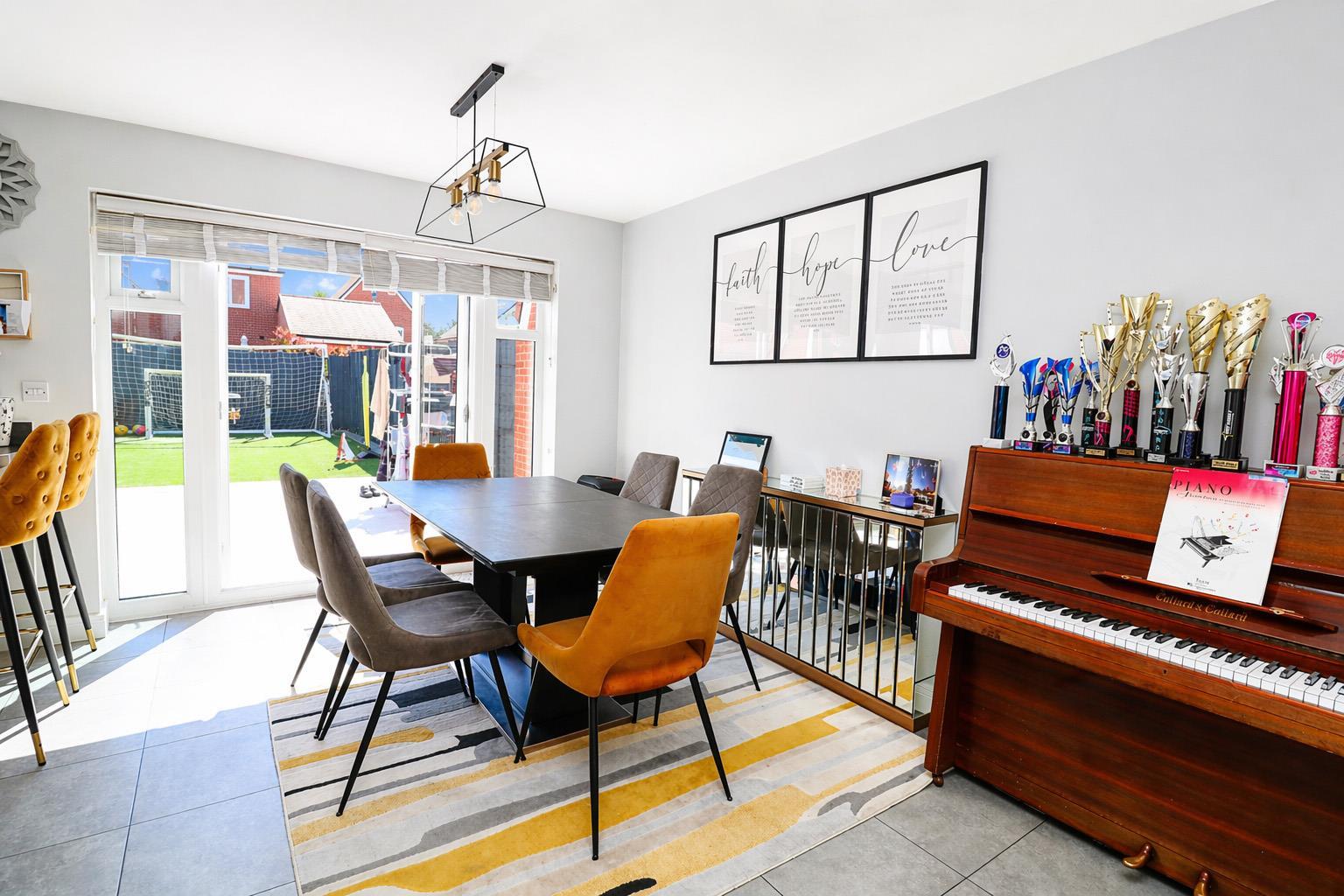 Property Image bf0d0a08-1007-484c-9c1d-756b4831c413