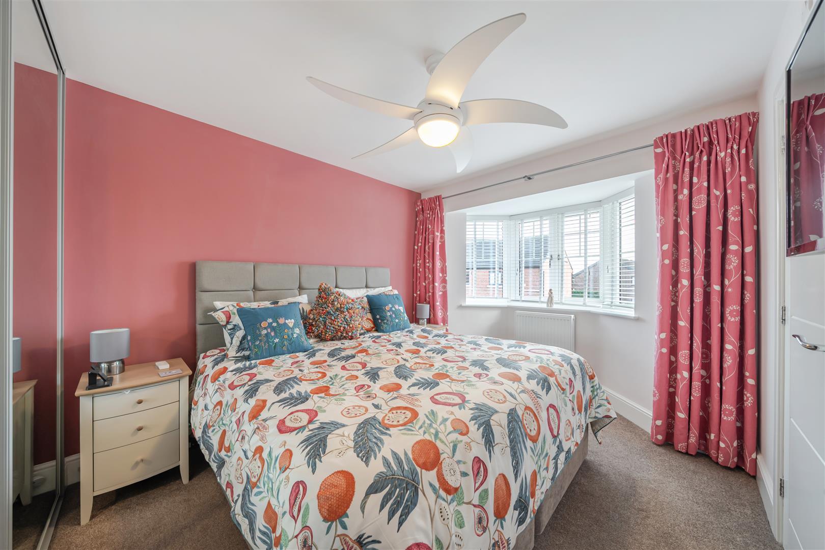 Property Image bf27a358-3793-464e-a706-256d3e073865