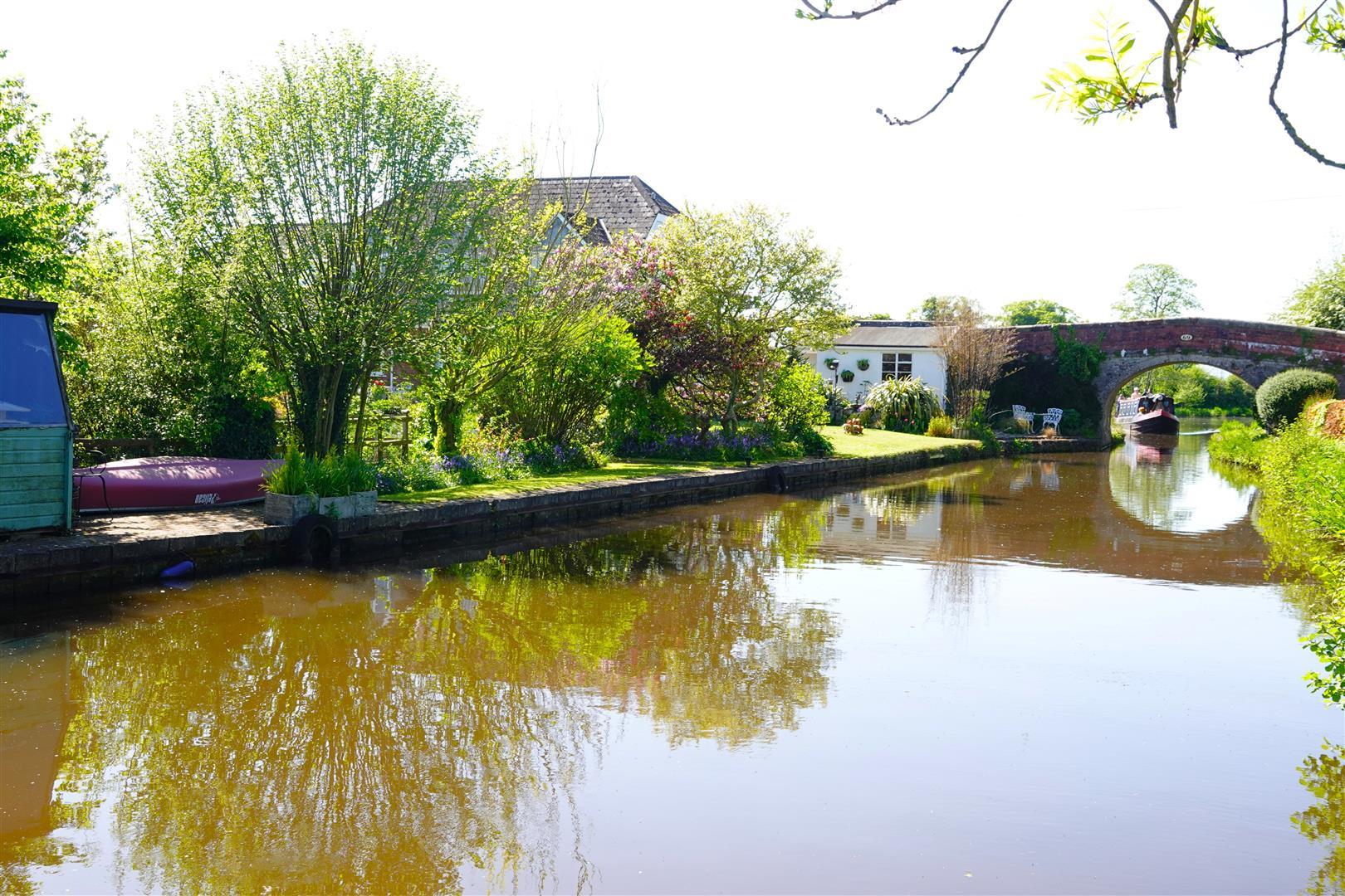 Property Image bf421397-b0ba-4f93-8242-909d49194924