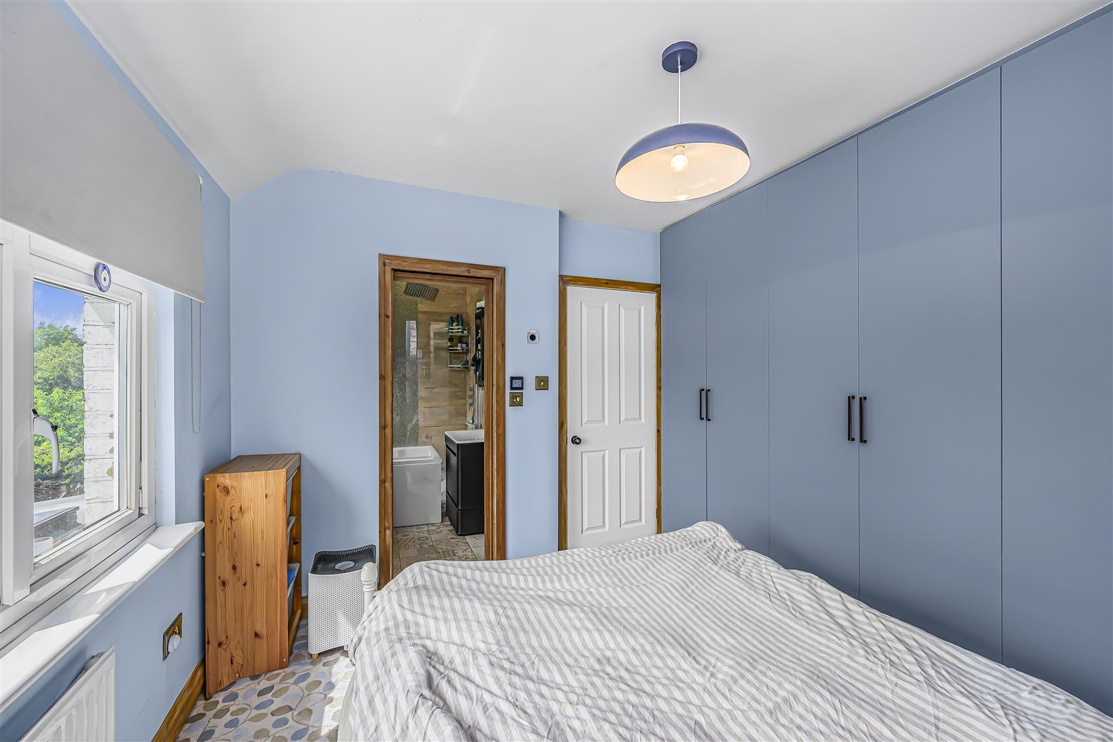 Property Image bf58a5d4-4a52-48ab-8f5d-084d376b7eff