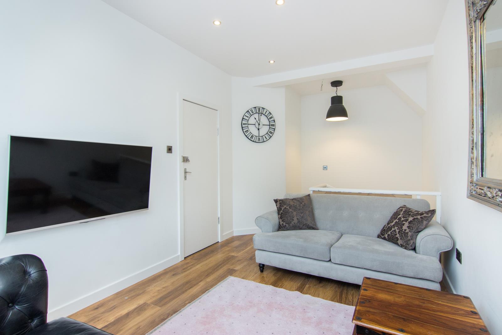 Property Image bf70847b-ef35-4bb7-bc70-5667d4ce7d25