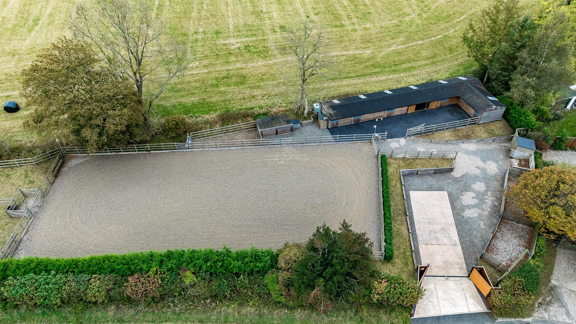 Property Image bf73889a-095f-4933-91ef-771605245e02