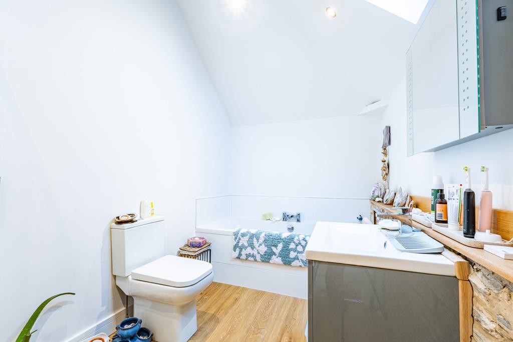 Property Image bf76824e-7b75-414d-b3d4-0ecef373ff65