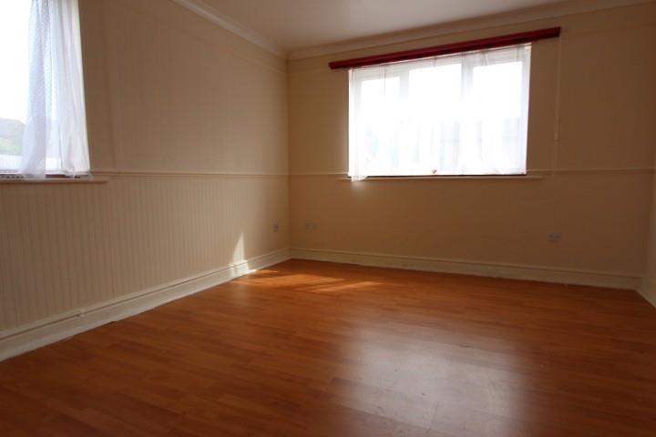 Property Image bfa3c51d-ce06-4afb-8d14-5fd29cc7ac9f