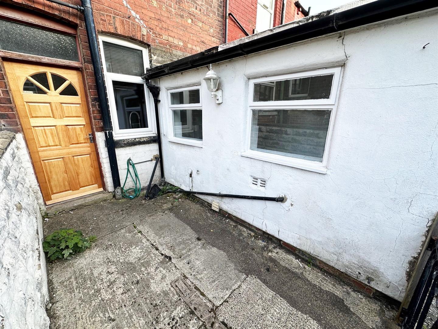 Property Image bfaac188-4d6a-4178-baf6-dc60c14cc90e