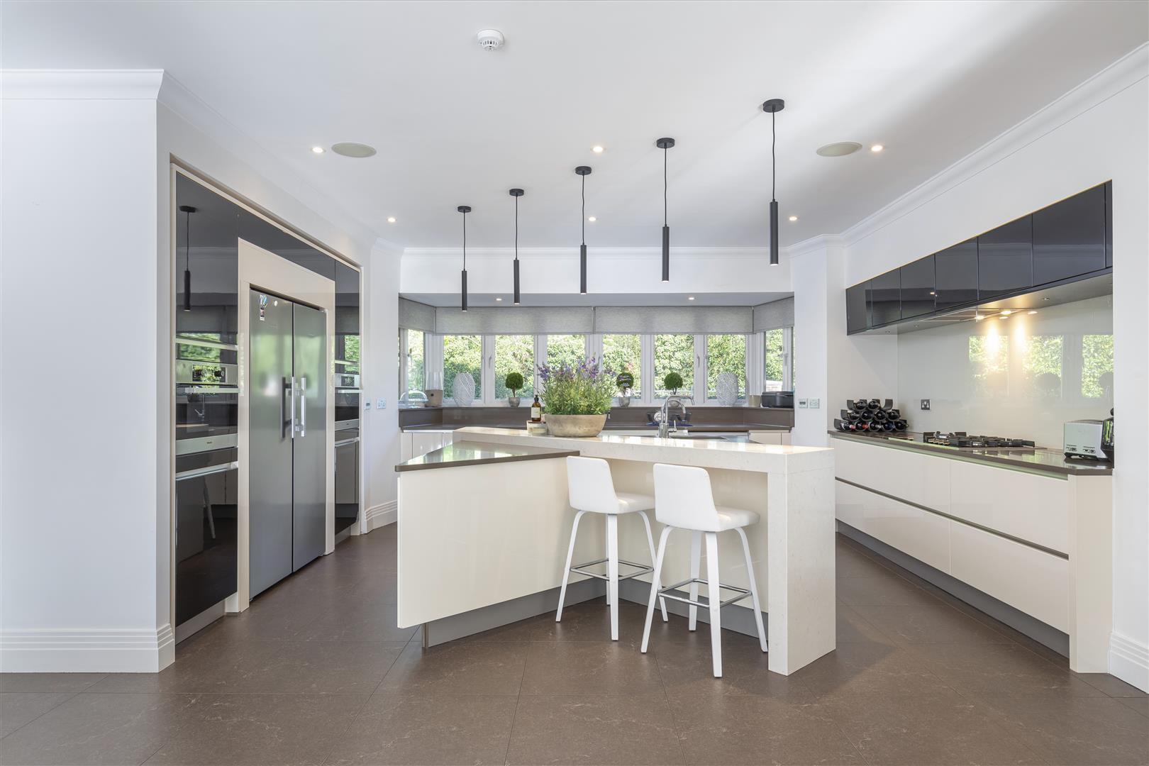 Property Image bfb42193-fb97-4008-bb71-4d9fb9e40e49