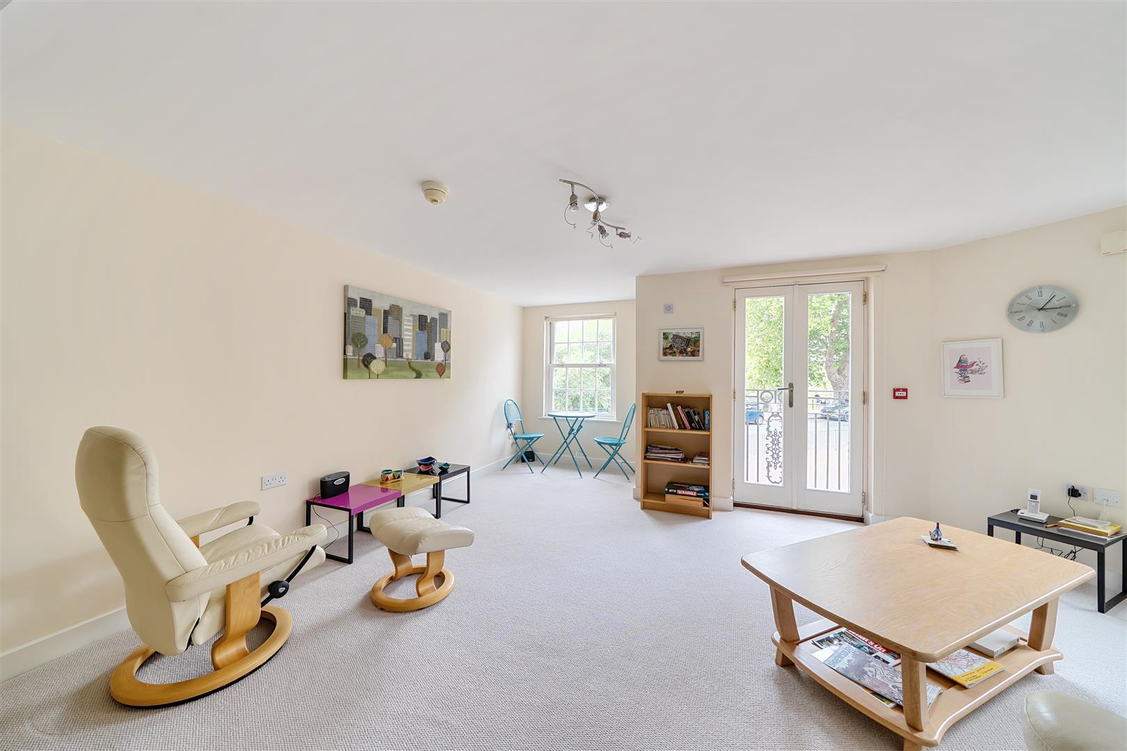 Property Image bfc37ef8-2fd2-49eb-ab44-8c363948dcdf