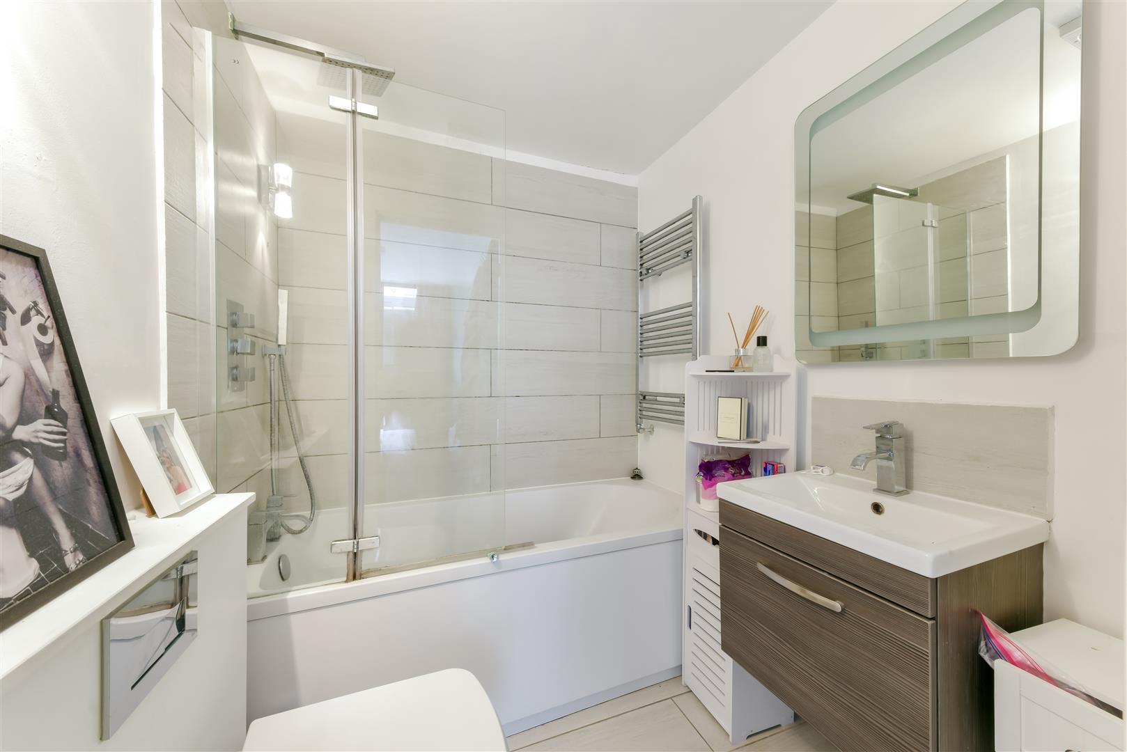 Property Image bfc93fe8-ed59-47c9-96e5-647b6d62104f