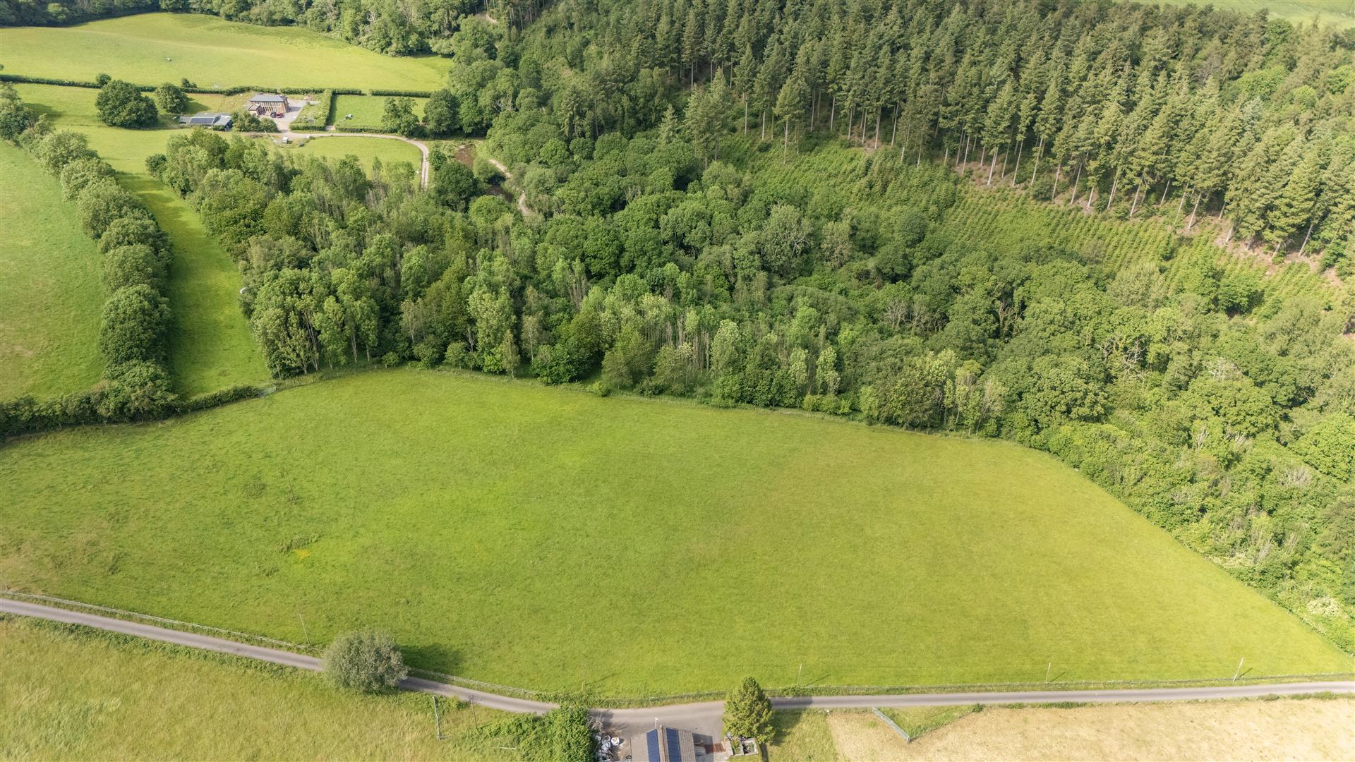 Property Image bffb081b-d08b-480c-b709-98a052dbd1cf