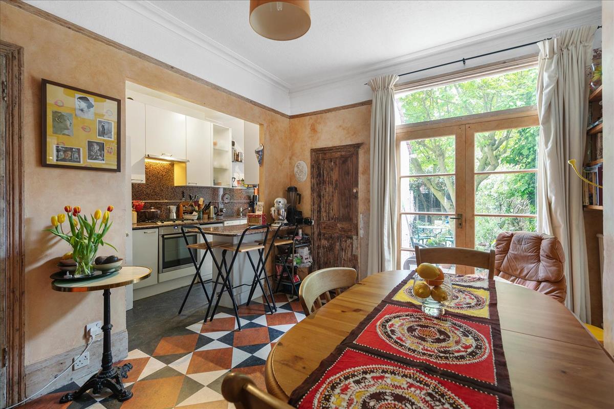 Property Image c000257e-58c2-499e-aa1a-1854c4b67f35