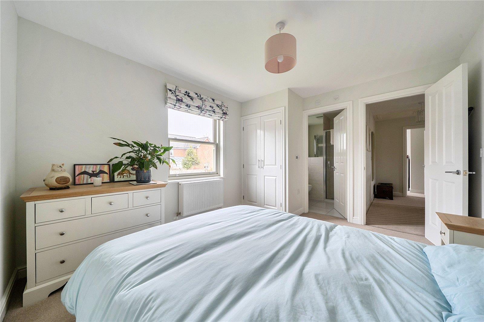 Property Image c001ea51-87a1-4e8d-9d86-cdaf8903dbb1