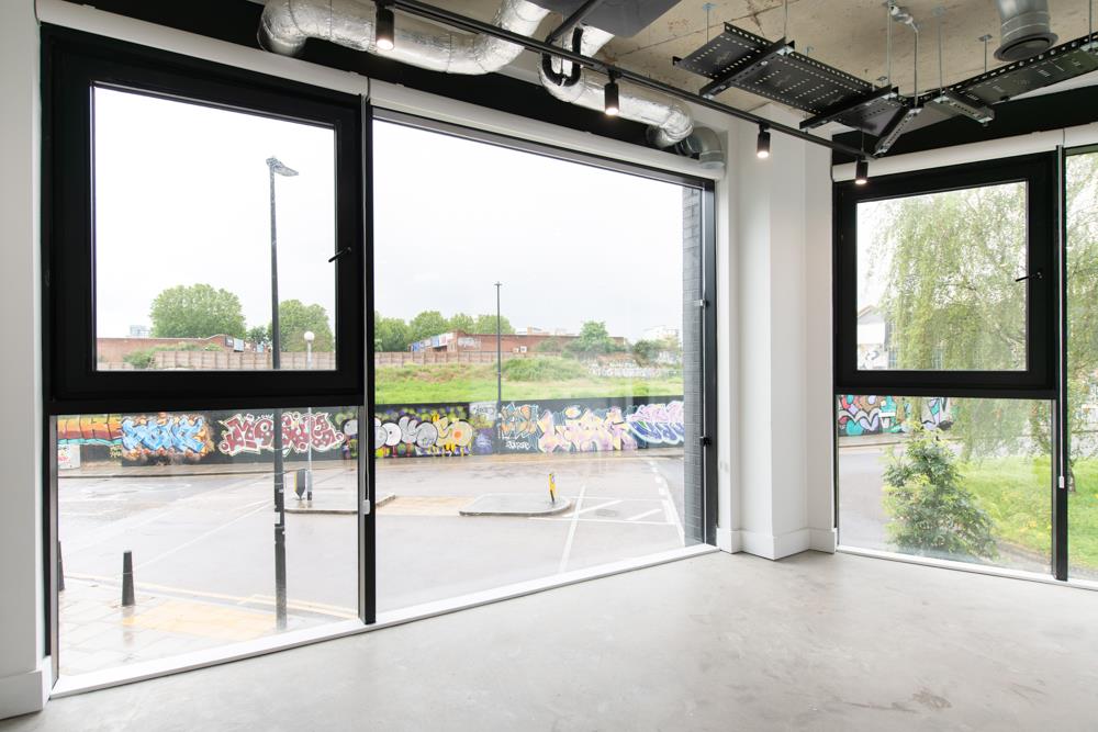 Property Image c020c45d-16bf-4422-8f89-23577e00bafb