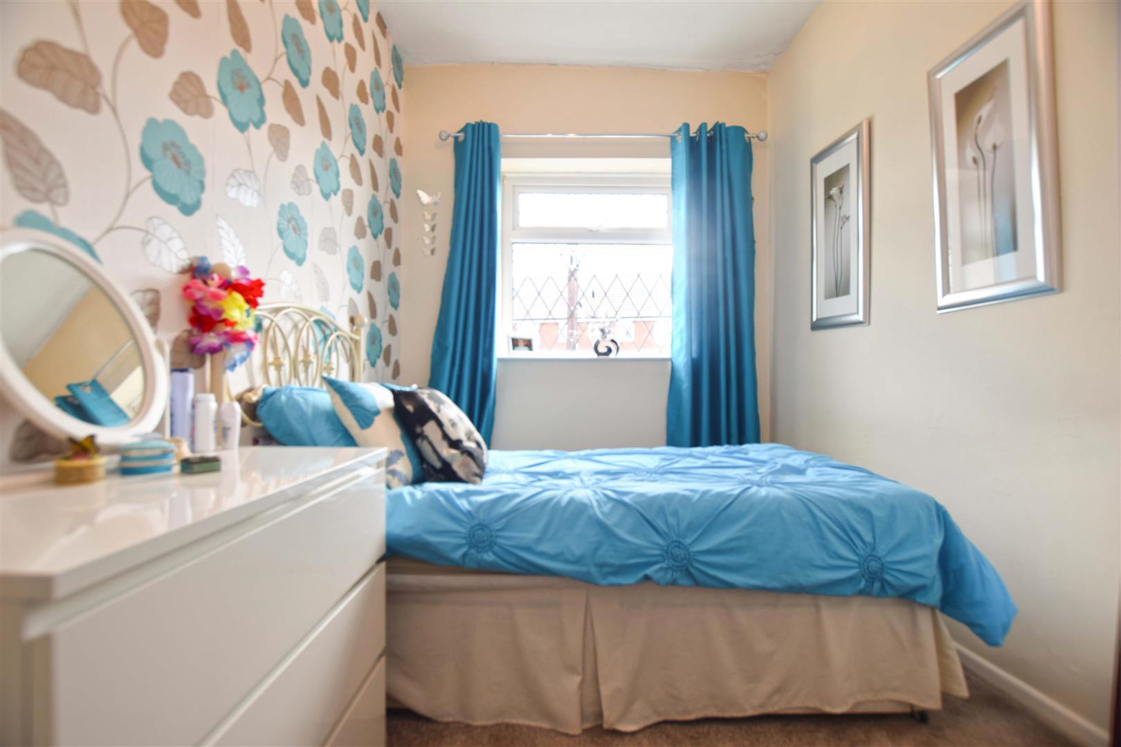 Property Image c027cb42-debd-42b6-9b25-7a8325d9c064
