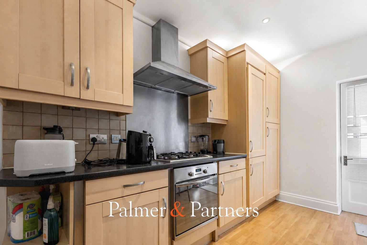 Property Image c02bda42-b9f2-4d94-80d1-91a7fb90591b