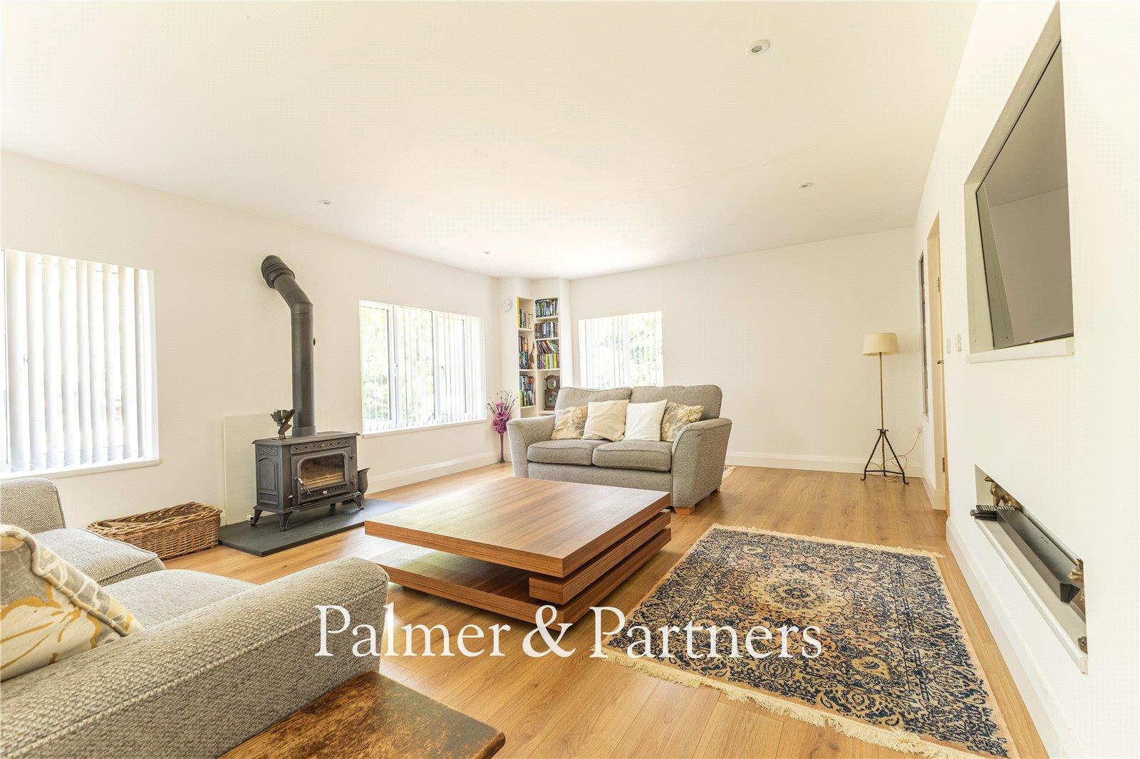 Property Image c04109bb-86e6-4e63-88a7-80f5e80f592f
