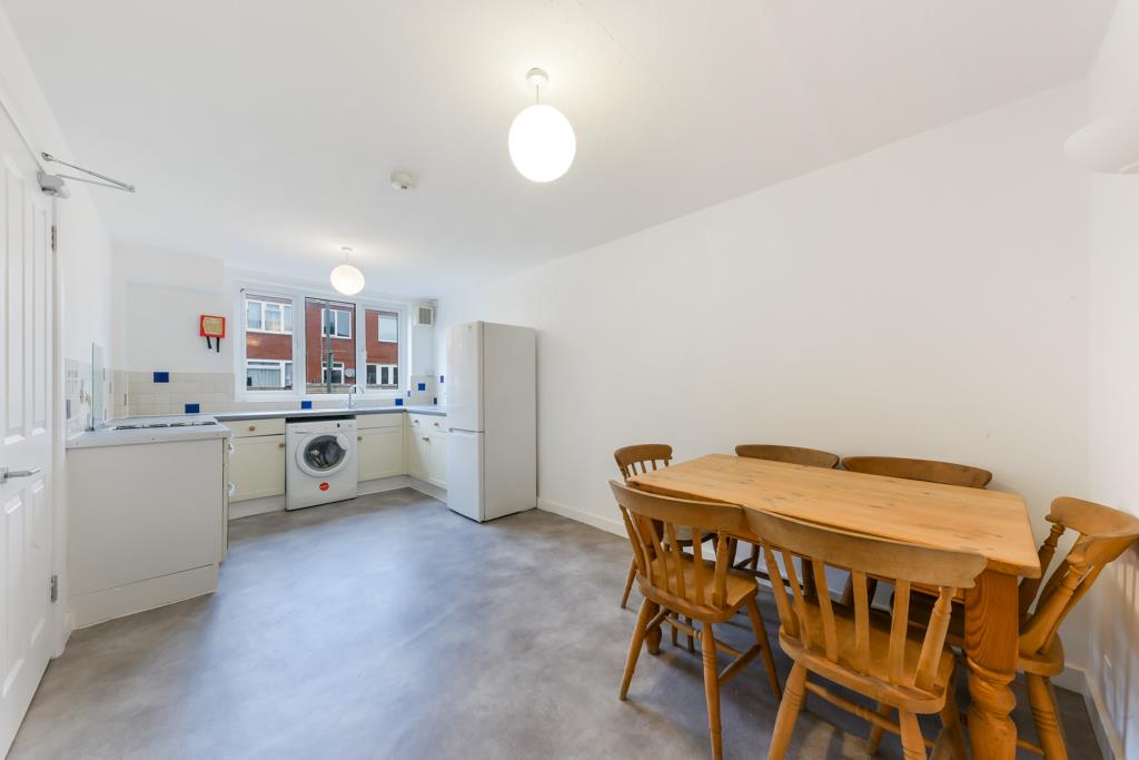 Property Image c0463d42-2773-4f91-8fbe-836741f961e5