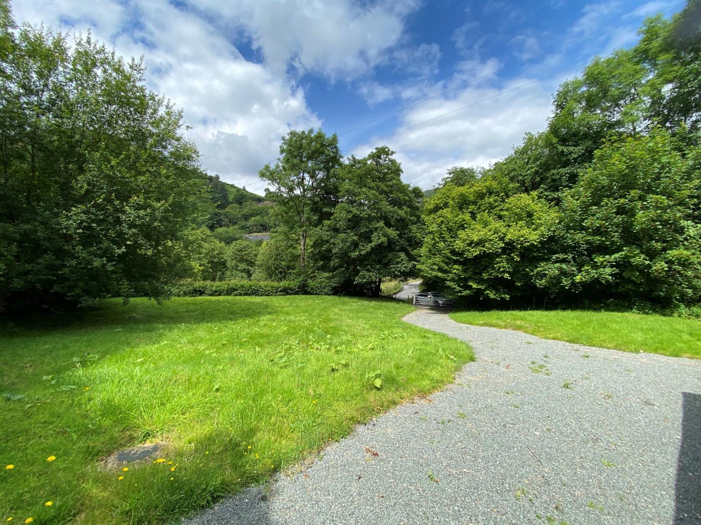 Property Image c048e3c0-38b2-4c12-ad2f-18432f4ba12b