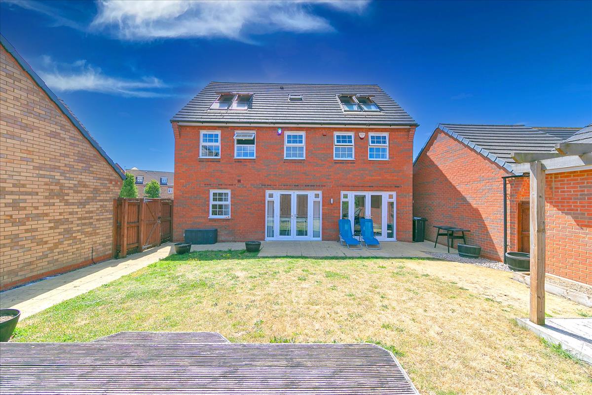 Property Image c04d07c1-f4b9-4b5d-8d8c-1511cd369ea7