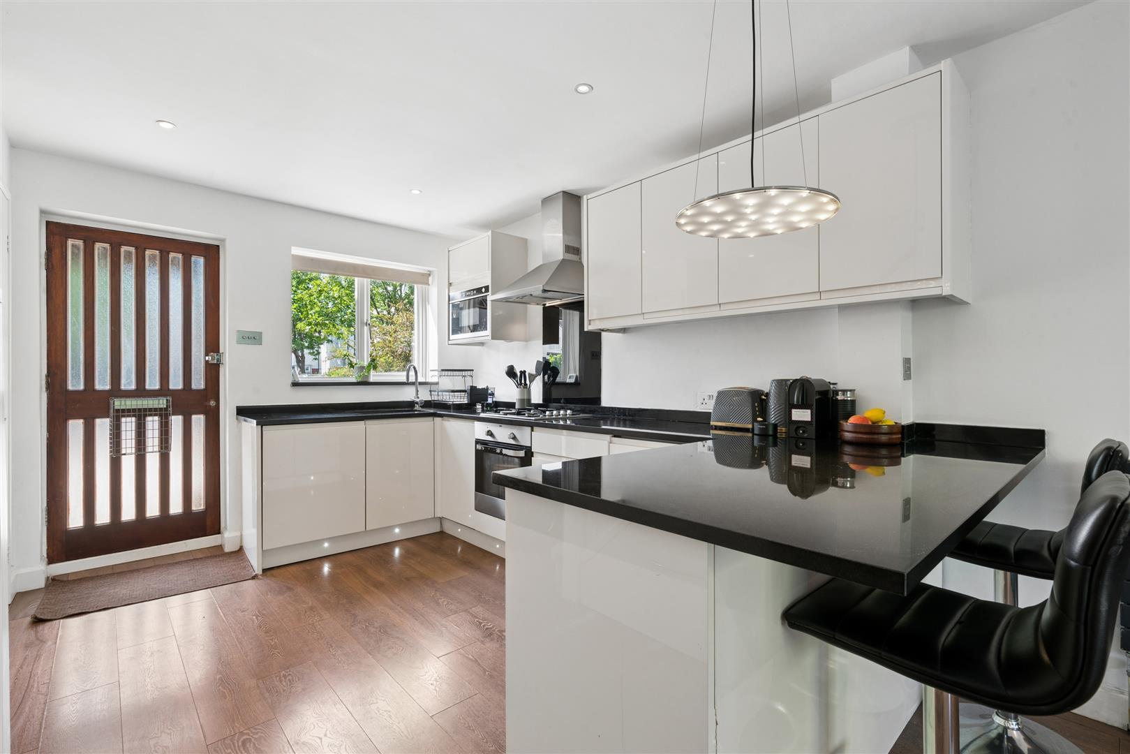 Property Image c0575b6a-d97b-4881-8243-34b1a36a4c2b