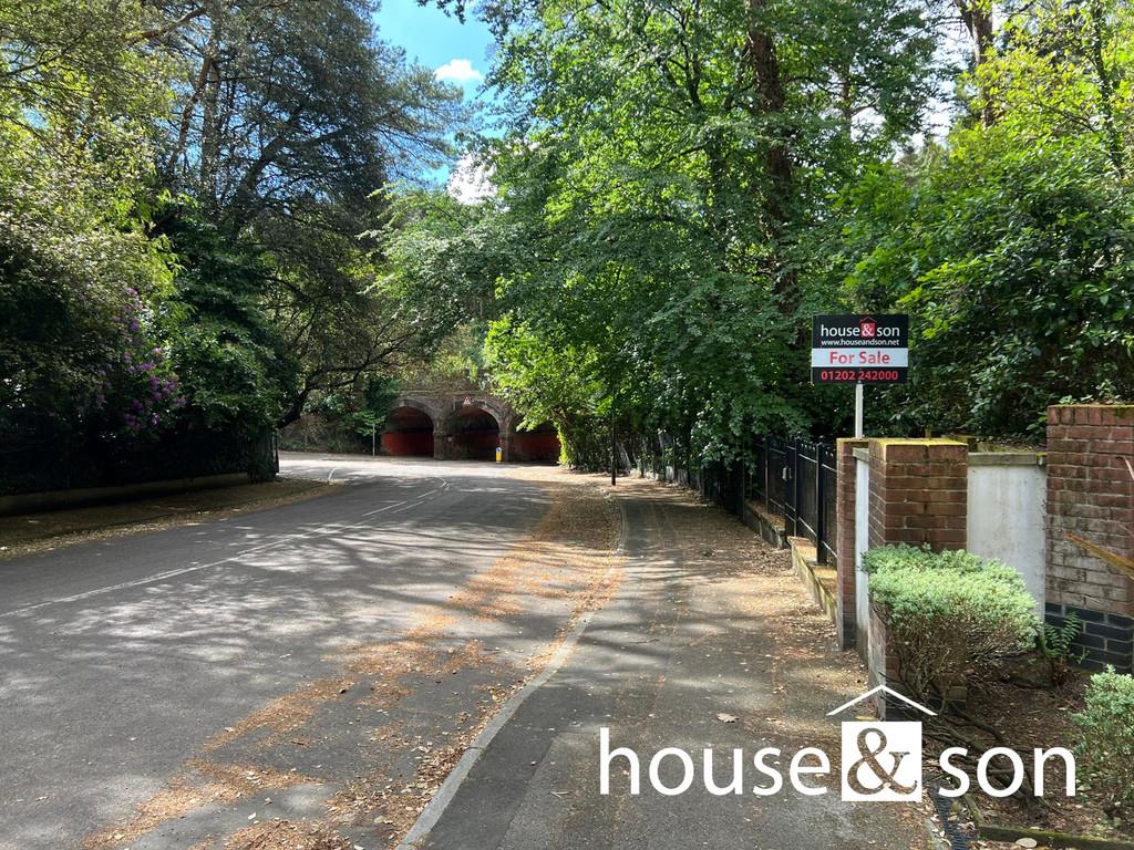 Property Image c0588b7d-0c1f-412b-812e-c96c1f3a5f13