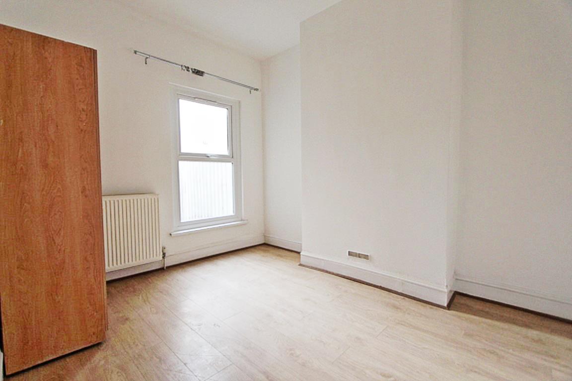 Property Image c05de084-90e6-4c13-968d-a6ca99e1e457