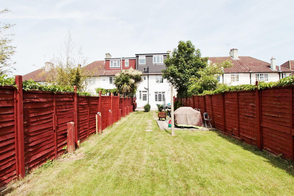Property Image c07c9cf1-4e3e-4bed-b1a8-a6edcef873df