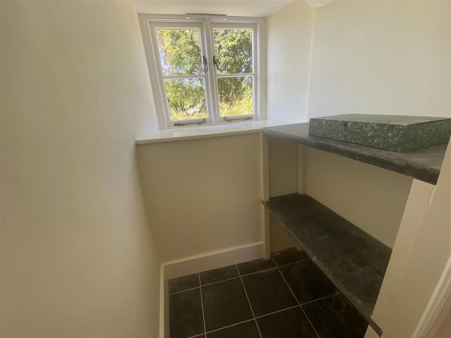 Property Image c0861613-700c-4be7-a020-ed60d32702ea