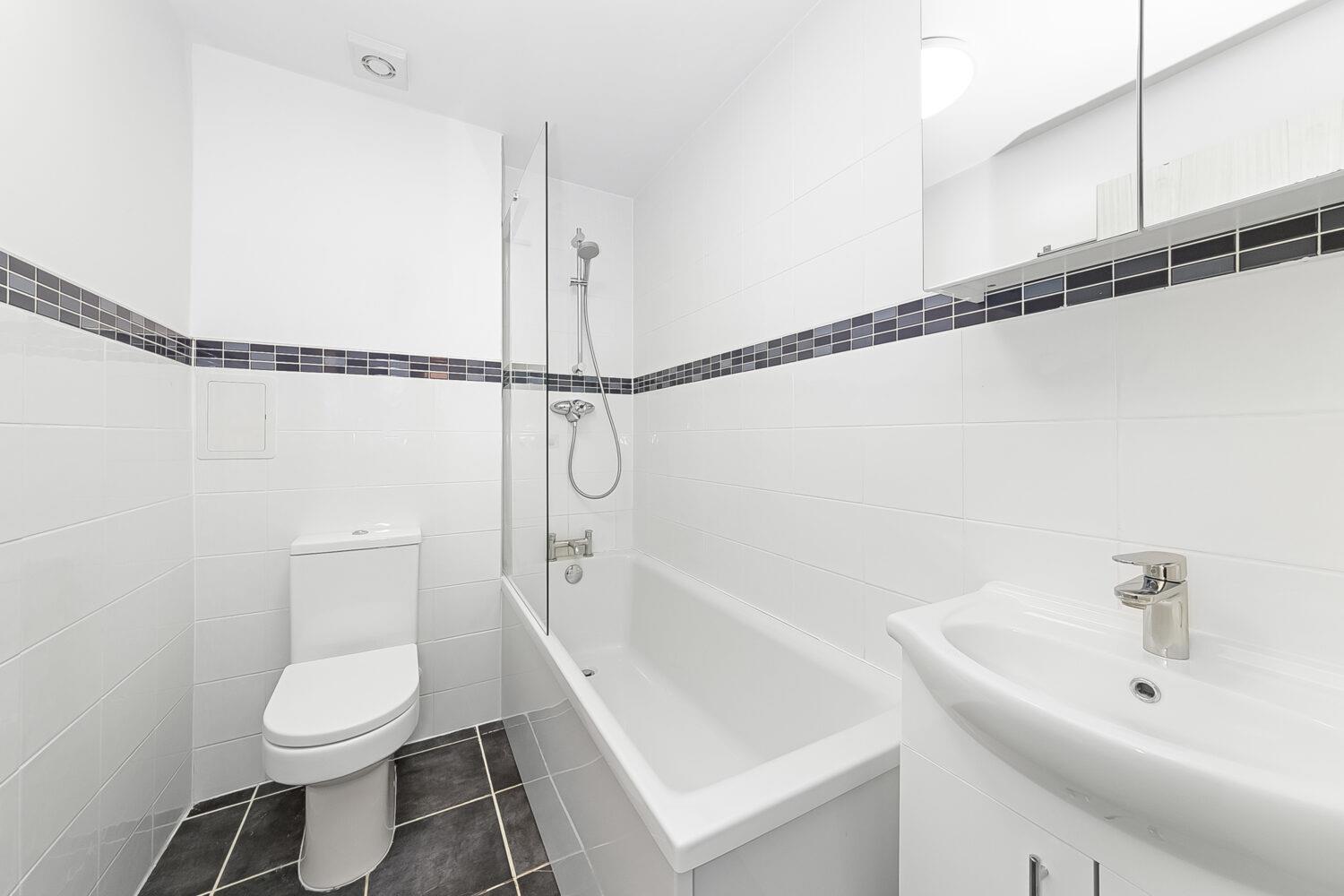 Property Image c0967df1-7524-4654-bc17-a3f775762391