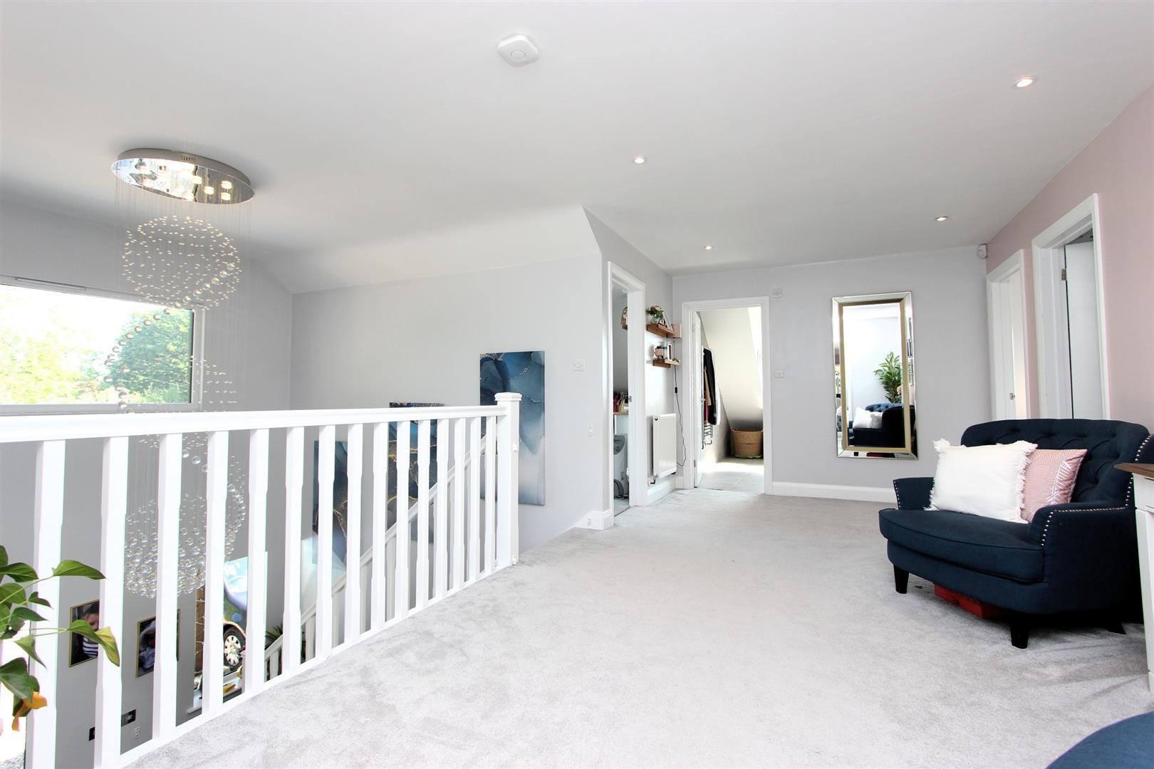 Property Image c0a11dfe-5301-4e37-8d0b-ae9d43390884