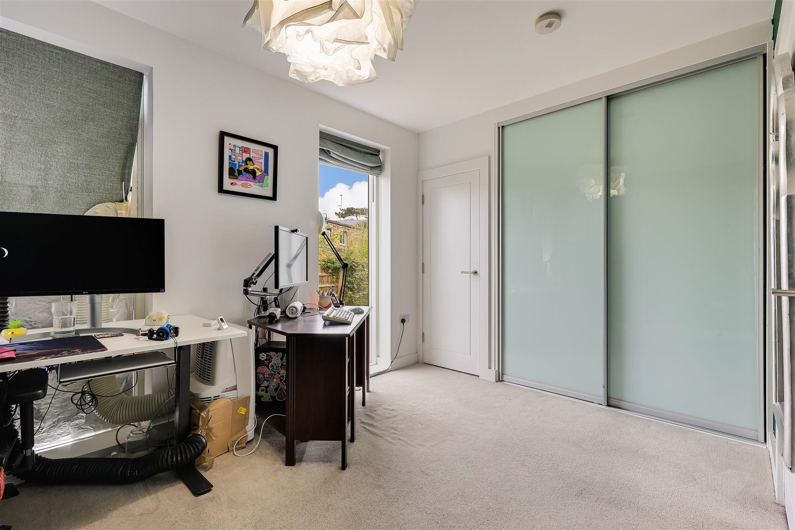 Property Image c0adda8f-9ed3-4d95-bf3b-1610972ebf3b
