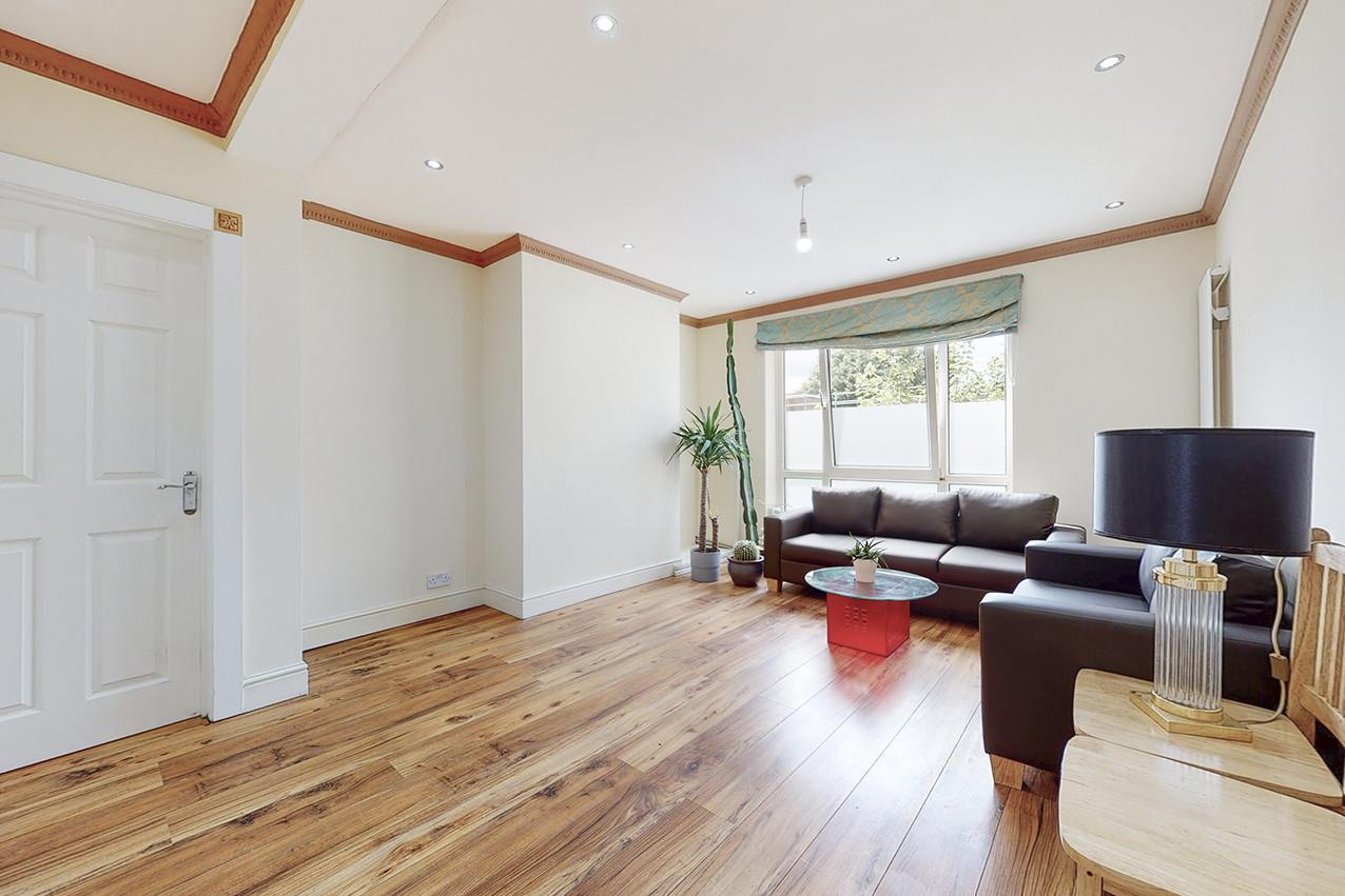Property Image c0b0d6d7-036e-4834-b2a7-2e57159284ea