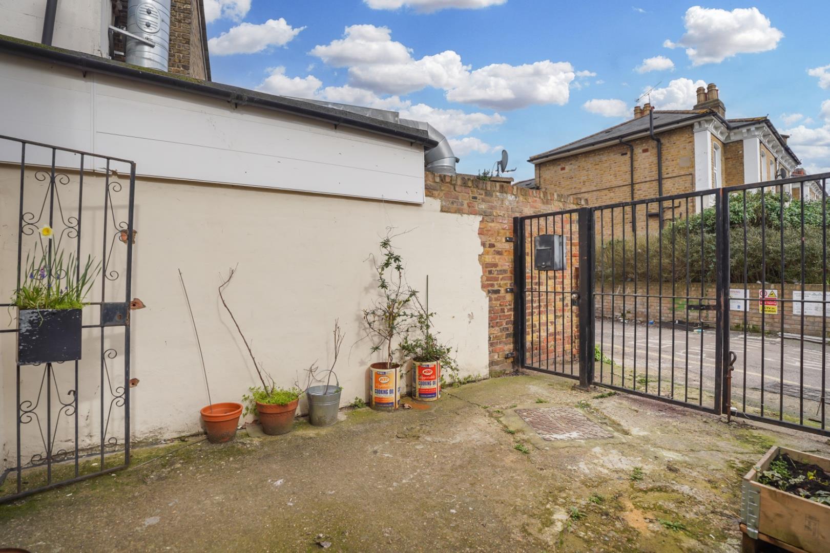 Property Image c0cac3c3-4da8-46b5-beac-3d024580b8f2
