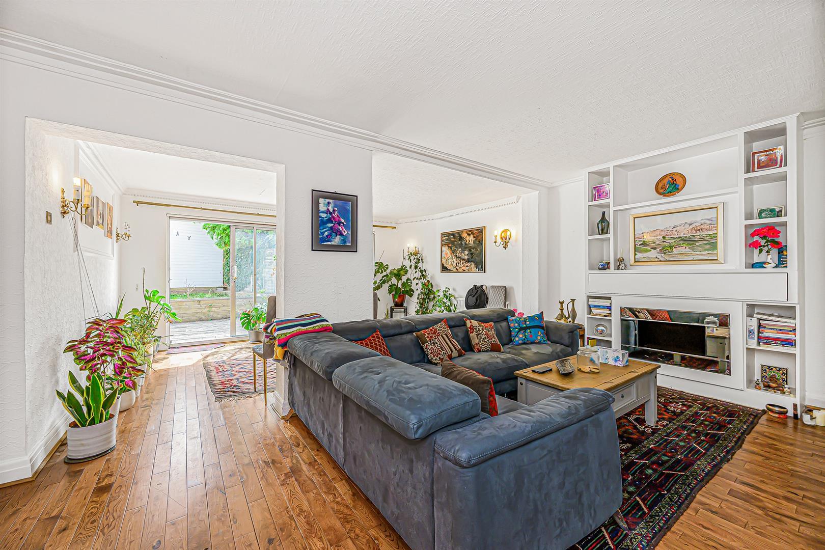 Property Image c0df43ff-3bcb-4518-839f-f7a10f967b74