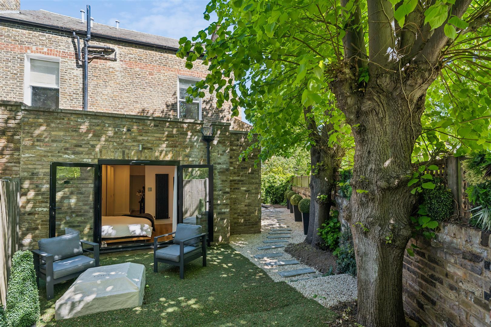 Property Image c0ec3560-fc70-4f3c-b1d9-442f4fd25c5c