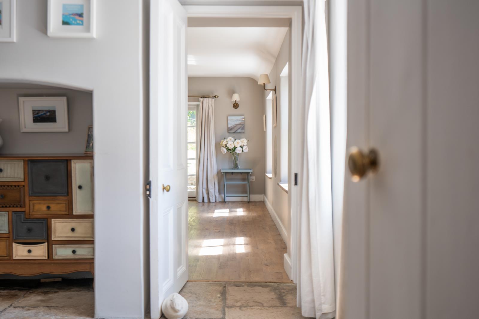 Property Image c0ecc43c-c780-42eb-a7cb-195e342fb473