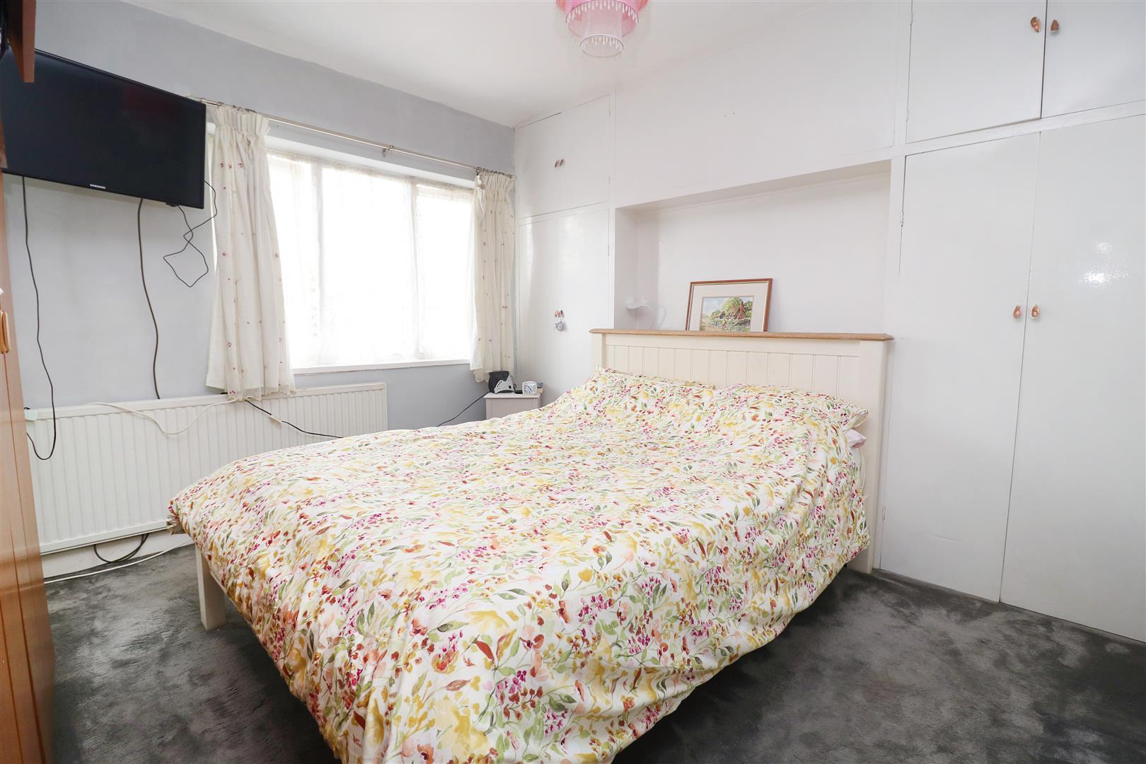 Property Image c1049237-a106-40c1-932b-b6bf8054c68f