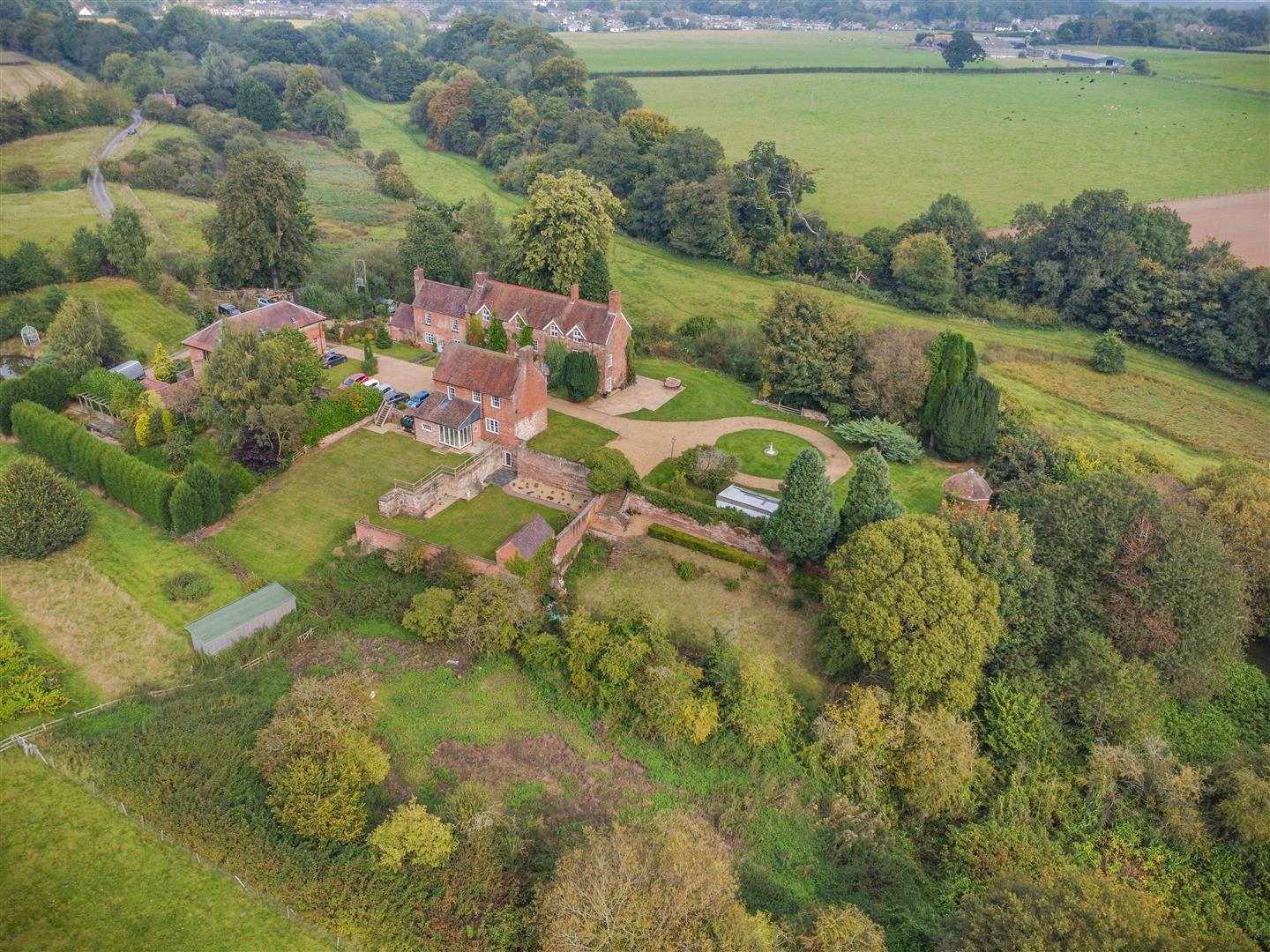 Property Image c117827f-0831-44d7-b3fb-b3ca46266436