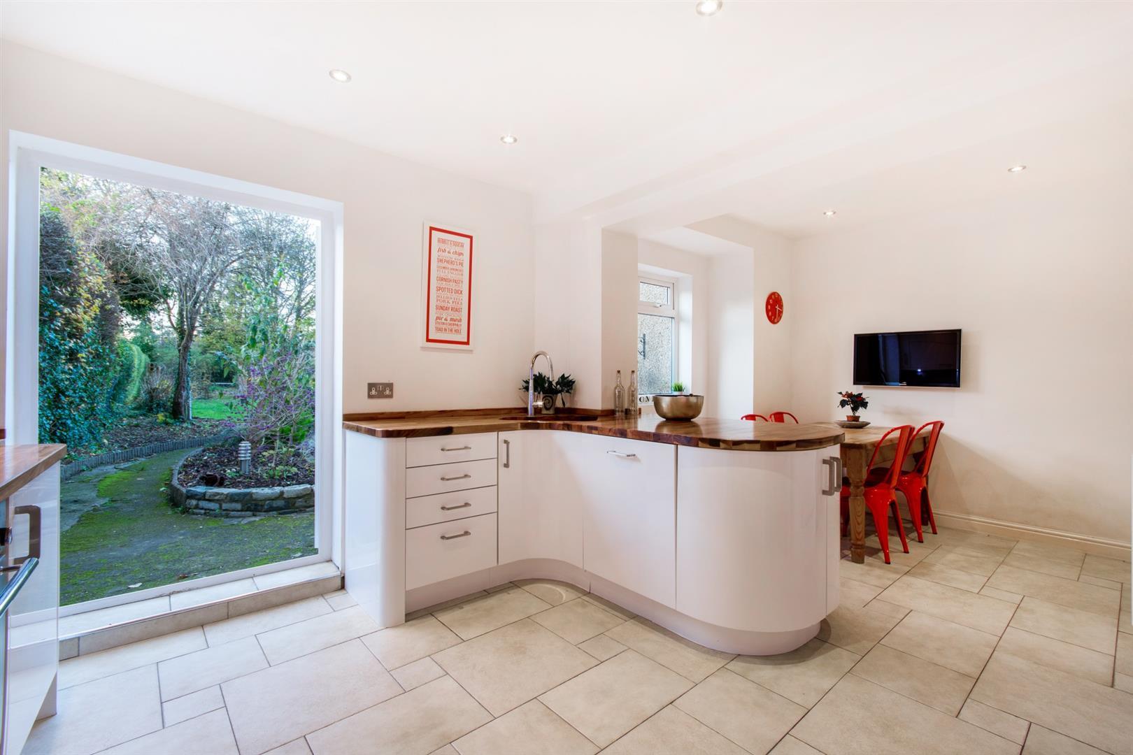 Property Image c123cc6e-d6a3-45af-af26-53cd8958ada5