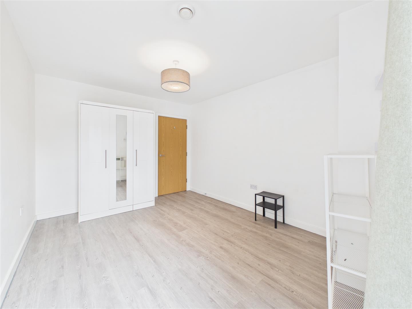 Property Image c124e5c2-49fc-4f14-aafa-976b5f386bfe